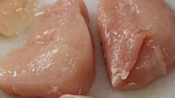 Разкриха 35 тона съмнително месо за търговската мрежа