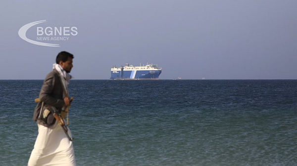 След инцидента с гръцкия кораб: САЩ нанесе удари срещу хутите
