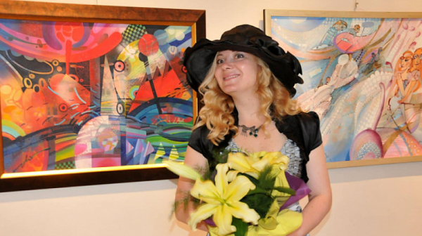 Започна проверка за смъртта на родилка в Бургас, оказа се талантлива художничка