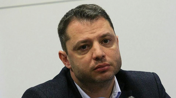 Делян Добрев: Вчера разбрах, че ”Булгаргаз” е купувал газ от ”Винтерсхал” - посредник на ”Газпром”