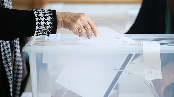 Най-много 20: Парламентът ограничи броя на изборните секции в държави извън ЕС