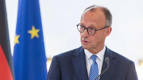 Повече от половината германци очакват предсрочни избори