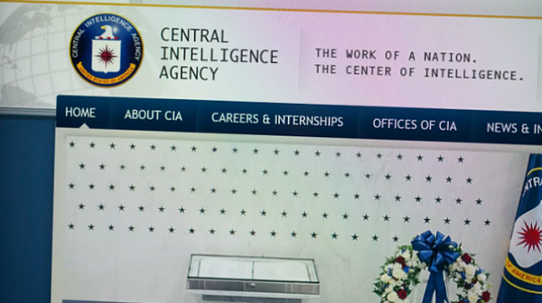 В безсилието си Русия блокира сайтовете на ФБР и ЦРУ