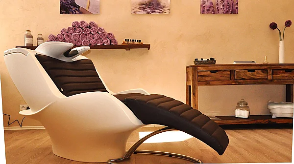 Опасна красота: Млада жена издъхна след уголемяване на гърдите с хиалуронова киселина