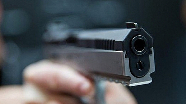 Мъжът стрелял по жена в ”Студентски град”, остава в ареста