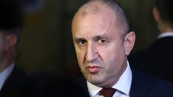Президент срещу валута на интеграция: Радев сезира КС за референдума си за еврото