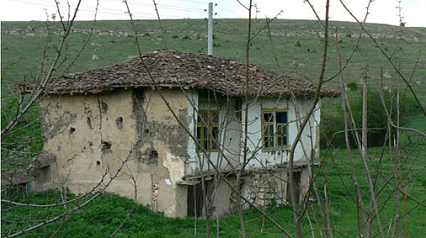 България се свива: Живеем в 6 големи града, 192 населени места вече са призраци