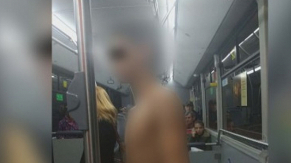 Обвинение и 72 часа арест за нападателите на дете в автобус в София