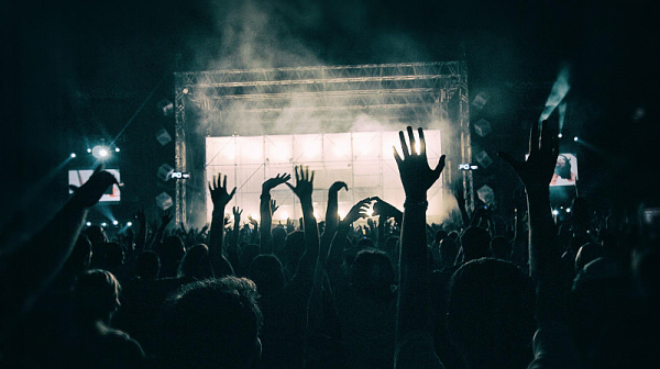 Секс, наркотици и… еко политика: Могат ли музикалните фестивали да спрат замърсяването?