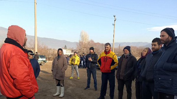 Протест във Велинград пред засегнатите от чумата стопанства