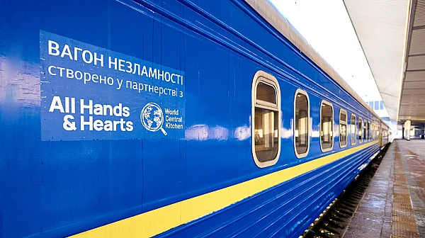 „Влаковете на непреклонността“: Как Киев преживява най-тежката зима от началото на войната