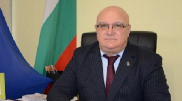 Кметът на СДС, подкрепил президента: Победих ГЕРБ на изборите, а Радев се бори за устоите на държавността