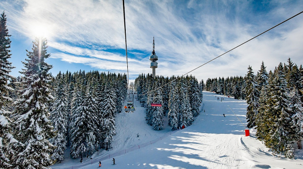 10 сантиметра e снежната покривка в Пампорово
