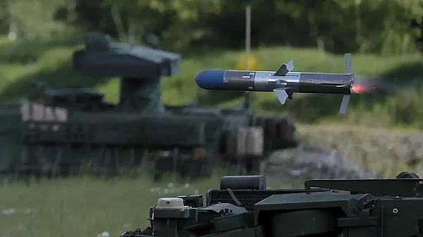 Politico: САЩ и ЕС трябва да си сътрудничат в отбраната повече откогато и да било