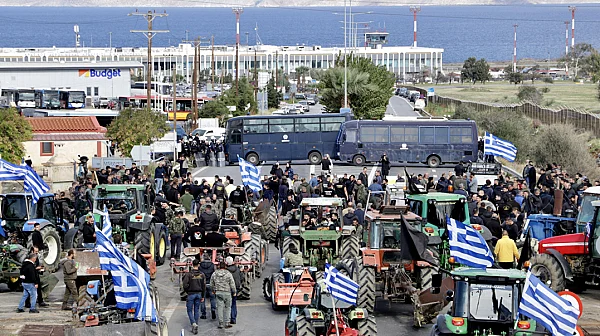 България изпрати дипломатическа нота до Гърция заради блокадите на границата