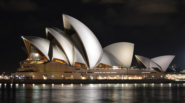 Операта в Сидни отпразнува 50-годишнината си