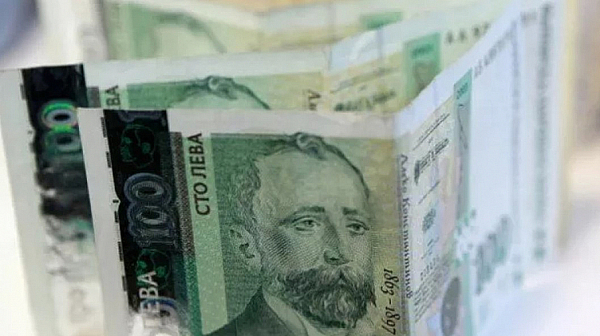 Мениджъри очакват поскъпване само в търговията на дребно