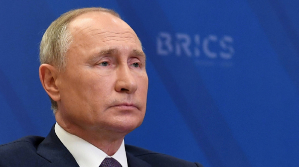 Русия официално сметна 49 държави за ”недружелюбни”. Защо Путин открито съставя списъци с врагове?