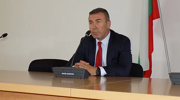 Край на сагата в МВР: Изслушването в парламента не спаси Мирослав Рашков