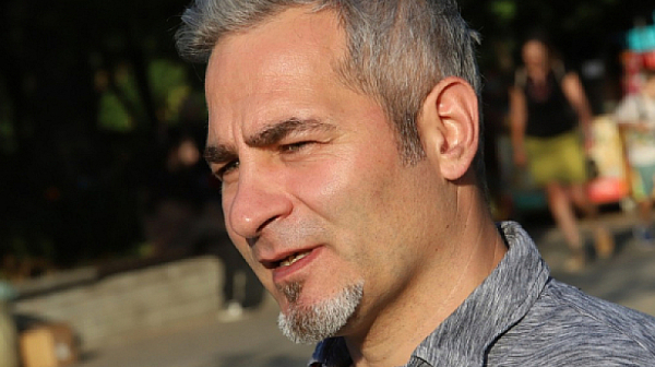 ПП-ДБ могат да се превърнат от двигател в мишена на протеста, предупреждава политолог