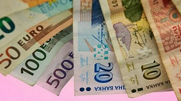 58% от левовете са изтеглени, обмяната върви без затруднения