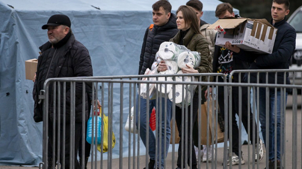 „Никой няма да остане на улицата“: След 31 май украинските бежанци ще бъдат настанявани в държавни бази
