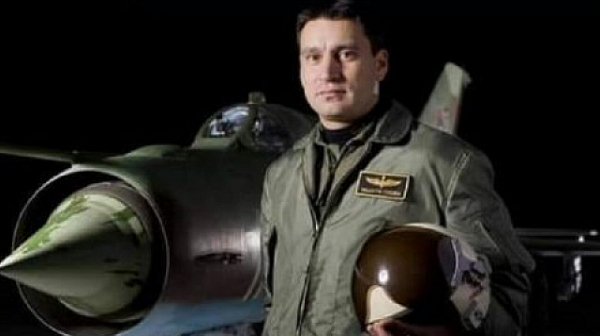 Плоча в памет на пилота Валентин Терзиев бе открита в село Тюленово
