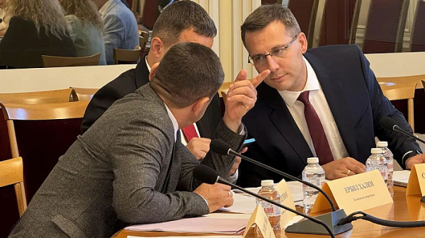 Гласуваха извънредни правомощия на специалния управител в „Лукойл“