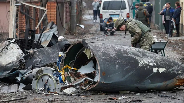 Ден 46 на войната: Украйна е готова за „голяма битка“ в източната част, зове за евакуация на Луганск