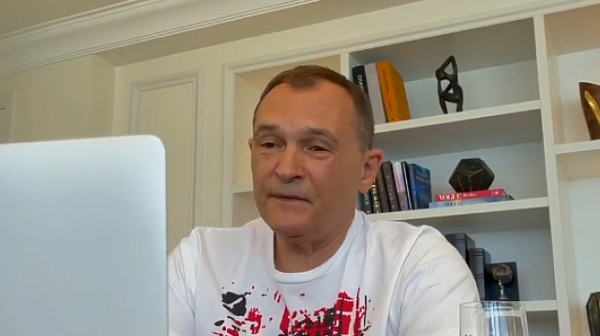 Васил Божков отговаря на живо на въпроси на зрители