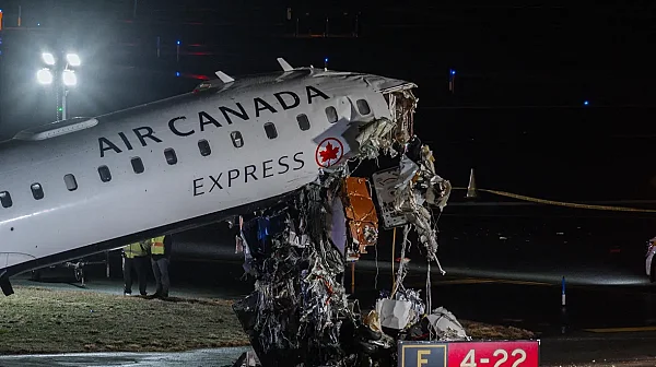 Двама пилоти на Air Canada загинаха при сблъсък с пожарна кола в Ню Йорк