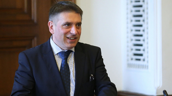 Данаил Кирилов иска ВСС да освободи Миталов за накърняване престижа на съдебната власт