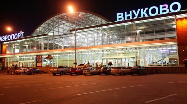 Масирана дронова атака над Москва и Русия: Взривове, затворено летище и удари по военни заводи