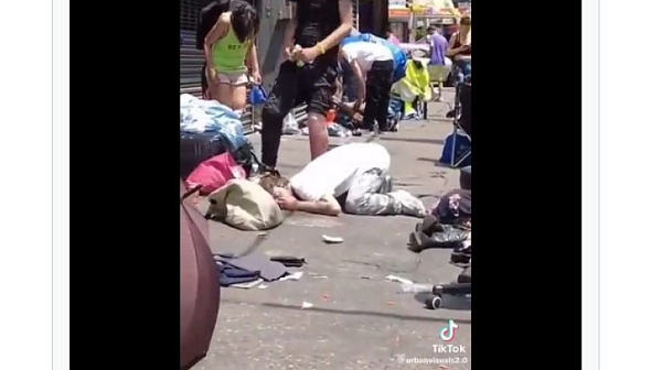 ”Живите мъртви”: Наркомани на фентанил се носят като зомбита по улиците /видео/