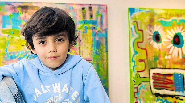 ”Малкия Пикасо” е на 7 години, живее в Германия и продава картини за хиляди евро