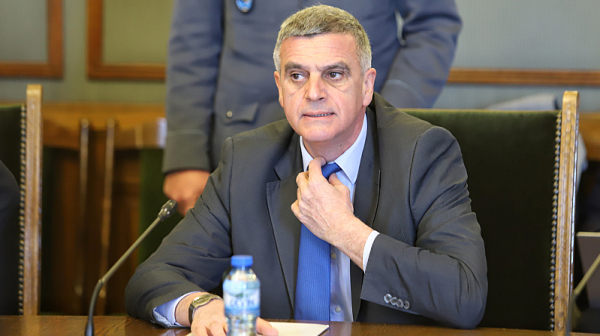 Министър Янев: Няма струпване и разполагане на войски на НАТО в България