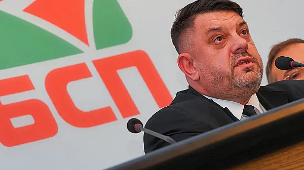 След вътрешен сблъсък БСП потвърди конгреса и отвори битка за председател