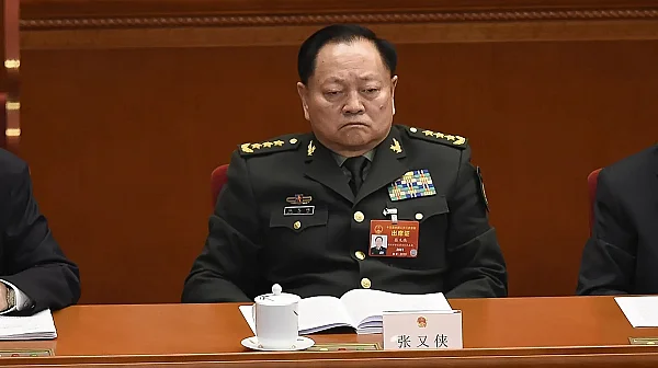 Чистка се вихри по върховете на китайската армия