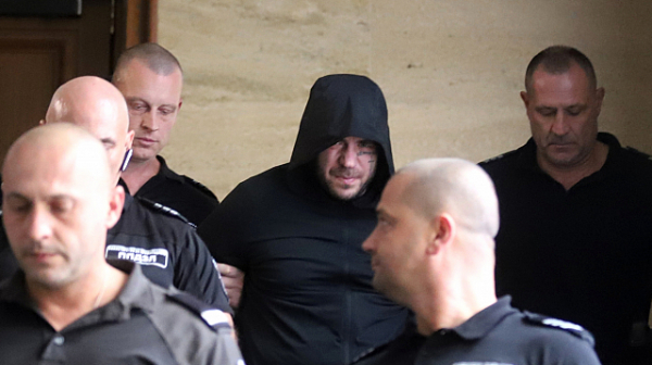 Десетки пътни полицаи се разследват по случая ”Семерджиев”