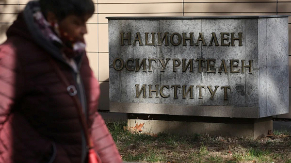 Еднa гoдинa вeчe Pycия нe плaщa пeнcии нa гpaждaнитe cи y нac