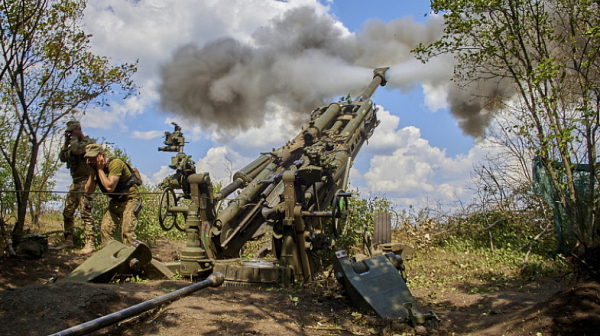 Спад с повече от 30% на американските доставки на артилерийски снаряди за Украйна