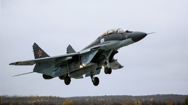 Полша предаде първите изтребители МиГ-29 на Украйна