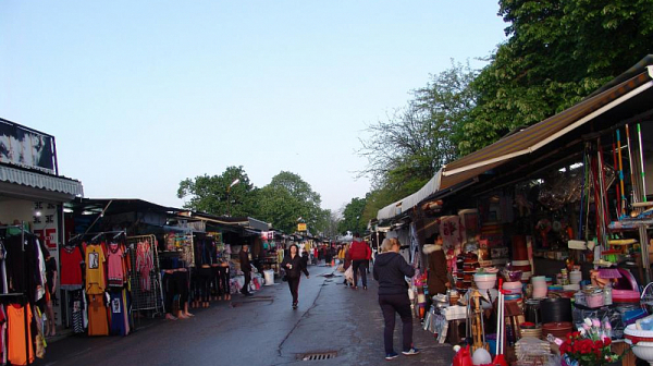 Затварят пазарите в Димитровград заради болестта