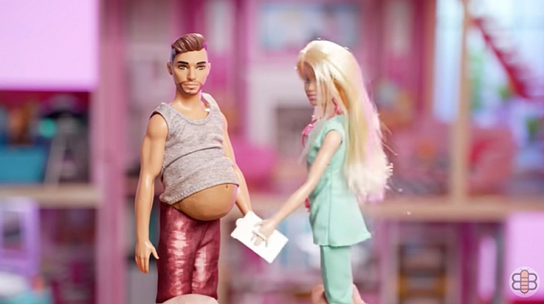 Бременен кен е новата кукла от серията Барби, рекламното видео потресе хиляди (ВИДЕО)