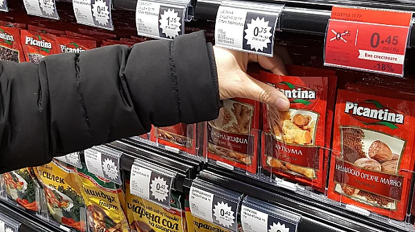 Търговците нямат желание рафтовете да са пълни, а всичко да се продаде