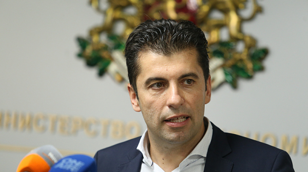 Премиерът: В момента текат проверки на Европейската прокуратура, но къде е българската прокуратура?