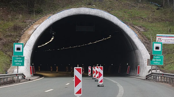 Задържаха шофьора, блокирал „Витиня“ и предизвикал километрична тапа