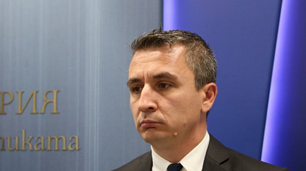 Бившият министър А. Николов обвинява: ГЕРБ и служебният кабинет действат в синхрон за ”Джемкорп”, рушат