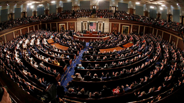 Сенатът на САЩ одобри сделка за край на най-дългото правителствено блокиране