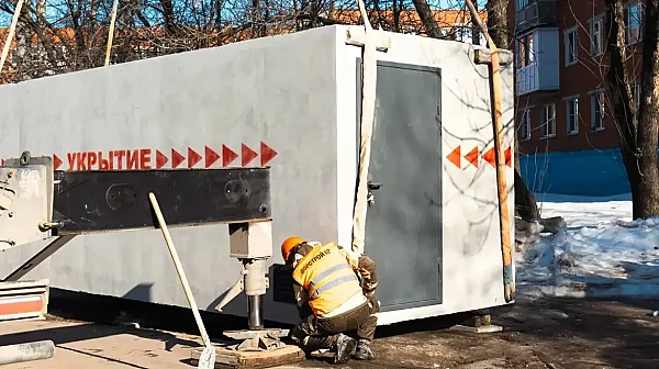 Войната стигна дълбоко в Русия: Изграждат укрития на 1000 км от фронта